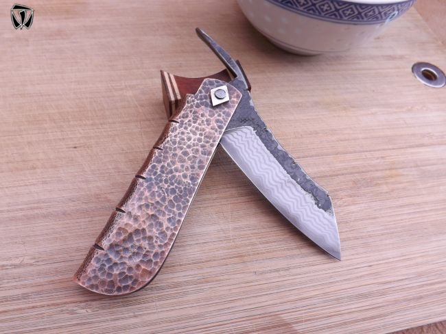 Folding Knives